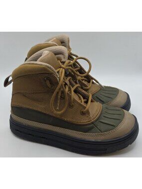 Nike Woodside 2 IIACG Boots Boys Size 1 Youth Kids Green Leather Water Resistant